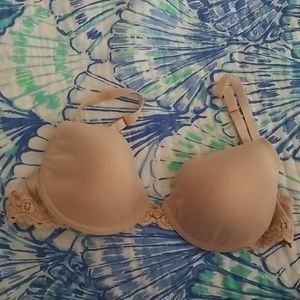 Natori nude bra NWOT.